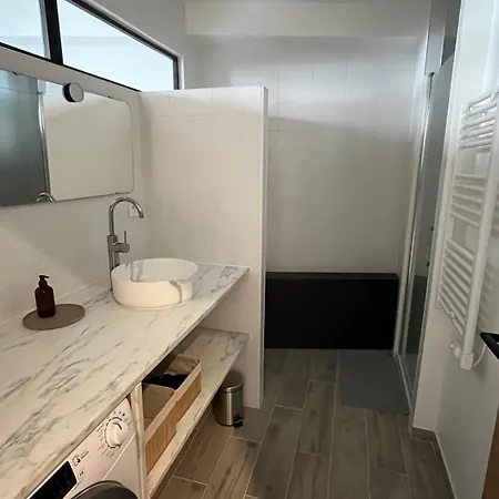 Au-lac Loft Renove En 2024 * Lourdes